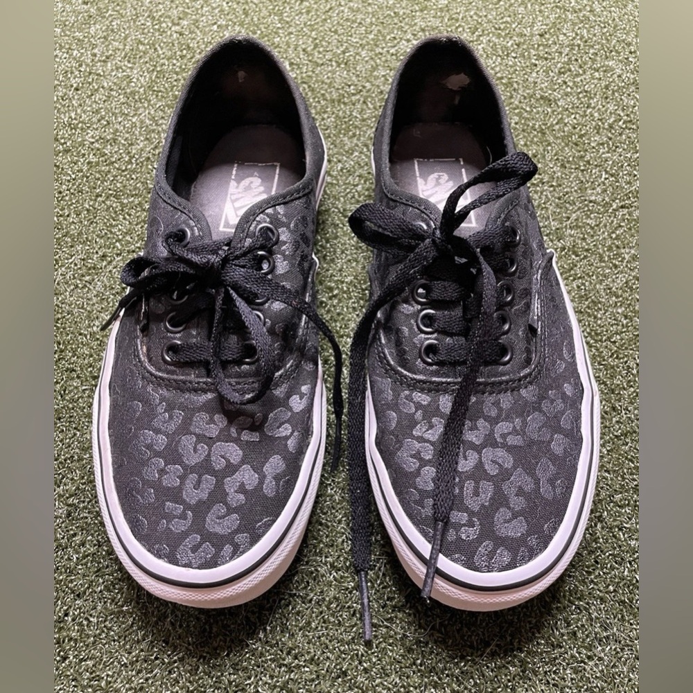 Vans Off The Wall Black Animal Print Lace Up Shoes Mens 6.5 Womens 8